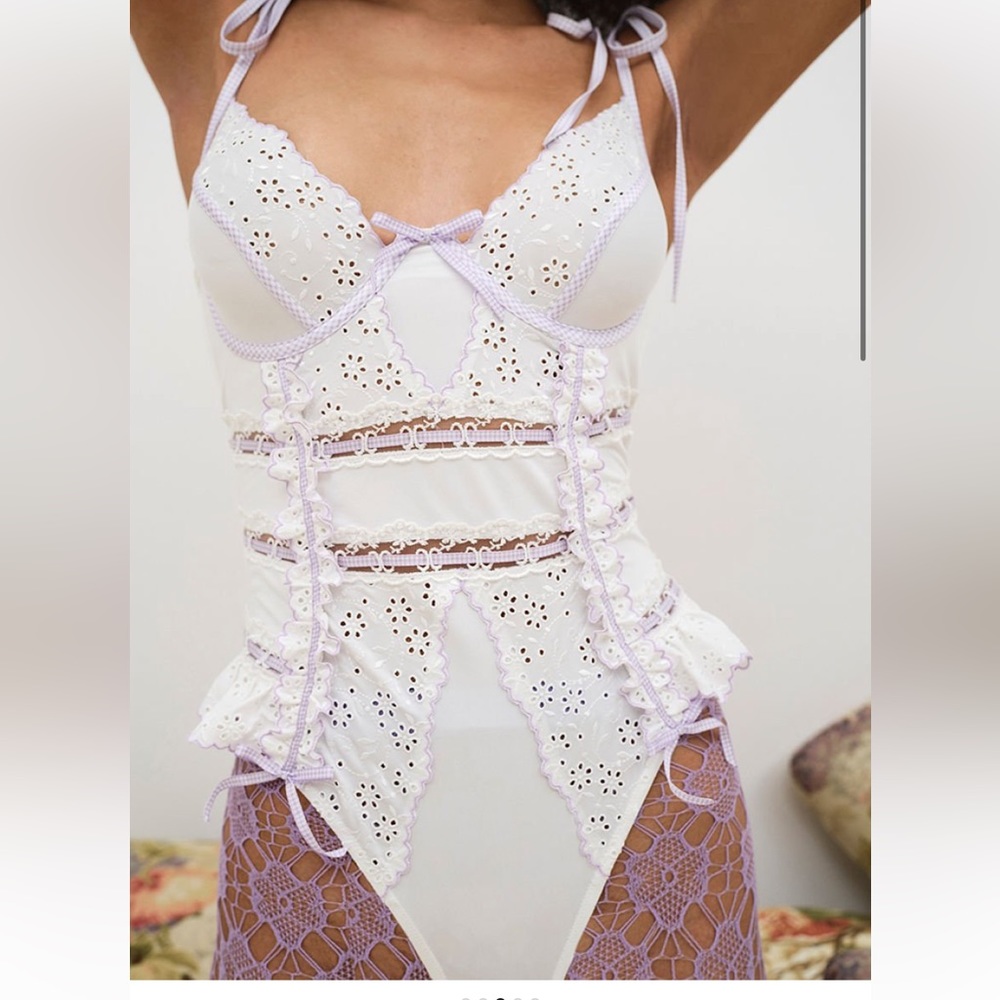 Daisy Eyelet Bodysuit